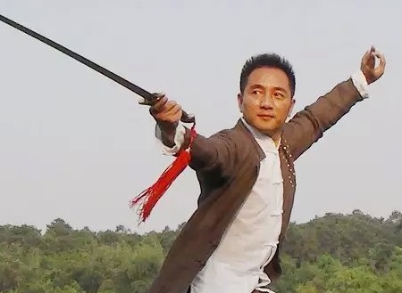 李国强